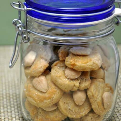 Manchego Cheese Crackers Pinch and Swirl