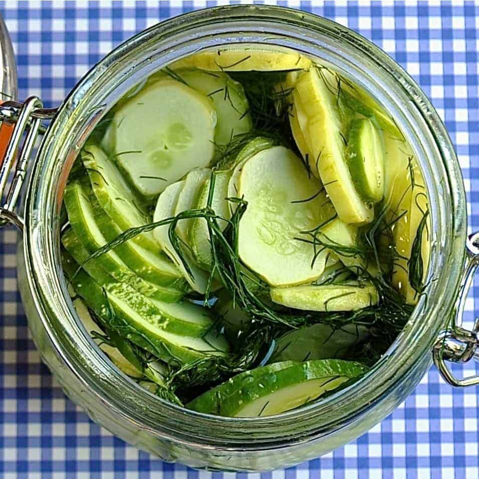 QUICK PICKLE RECIPE 🥒  Making Fresh Refrigerator Pickles Using Silver  Slicer Cucumbers 