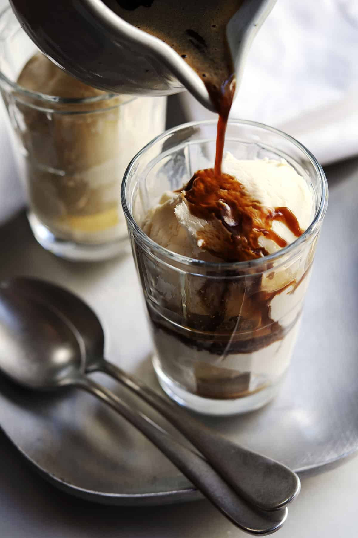 Easy Affogato Recipe - Everyday Party Magazine