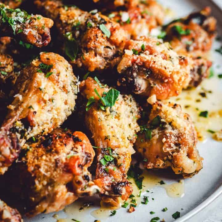 Lemon Garlic Shrimp Pasta (20 minutes!) Pinch and Swirl